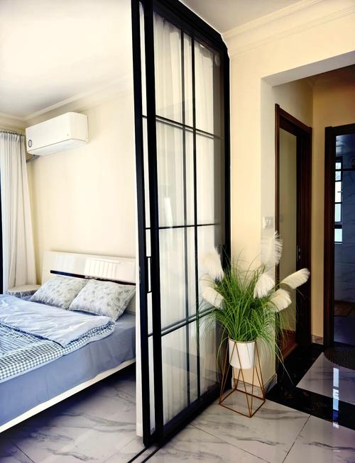 卧室客厅隔断效果图 小户型隔断设计实景案例